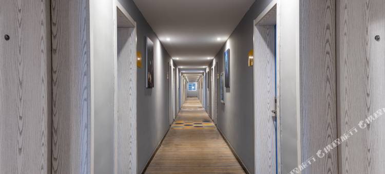 曼舟酒店(高安市中医院店)图片