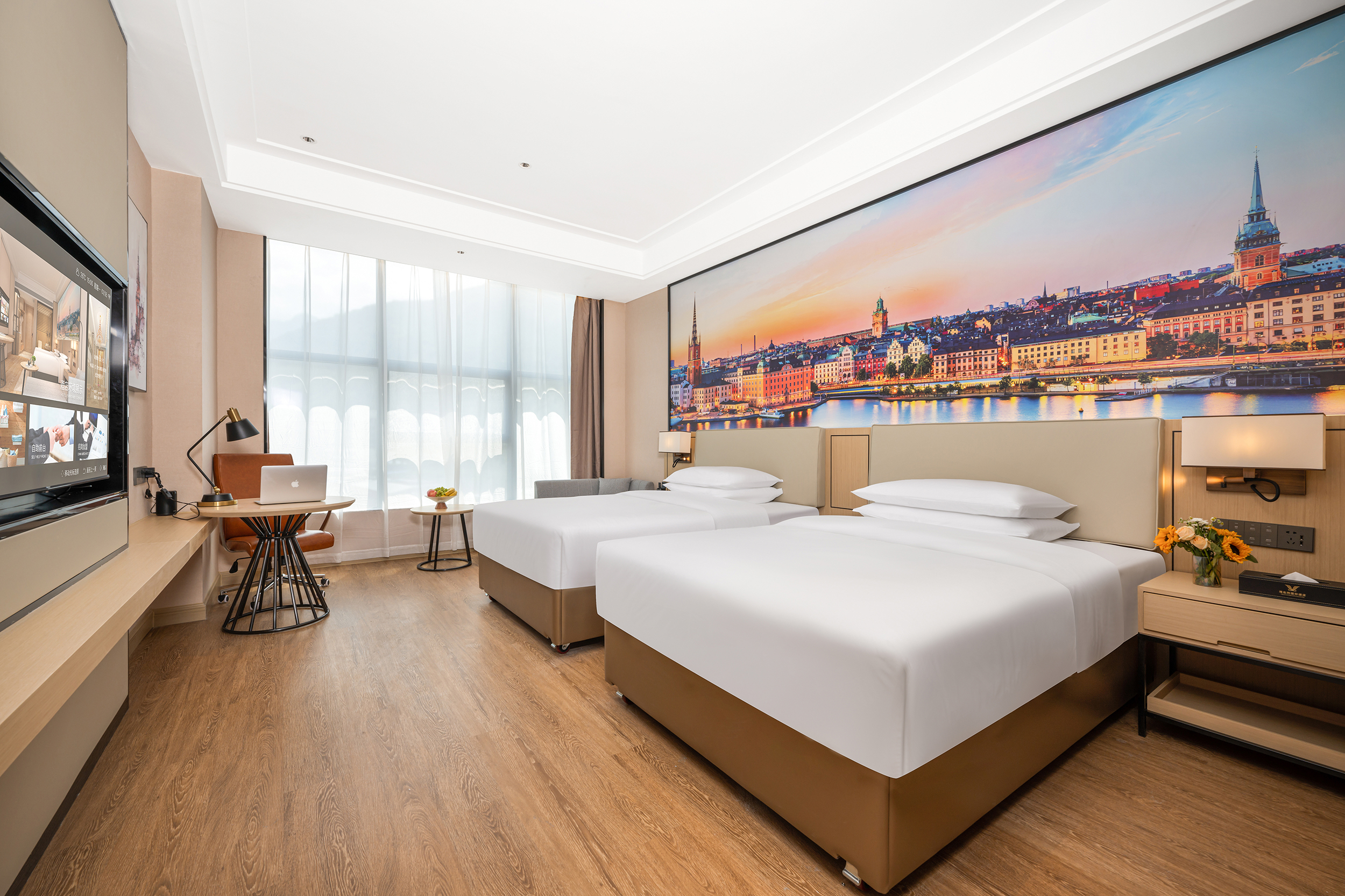 Vienna International Hotel (Longnan Wudu Gujinli Branch)Over view