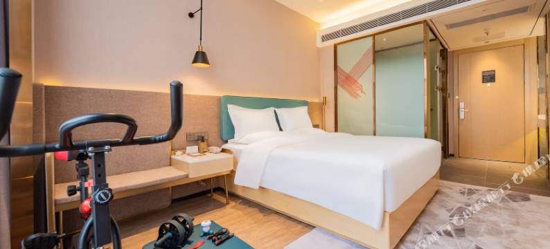 潮漫酒店(西安杨官寨地铁站店)图片