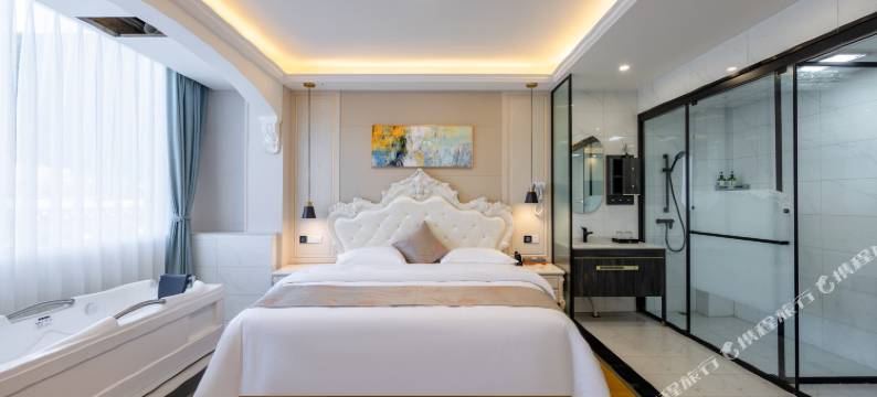 西蜀运晨酒店(稻城亚丁景区店)图片