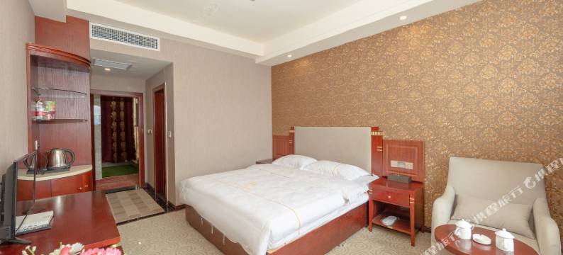 若尔盖唐克帝豪酒店图片