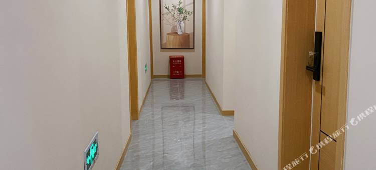 康定云端逸家民宿图片