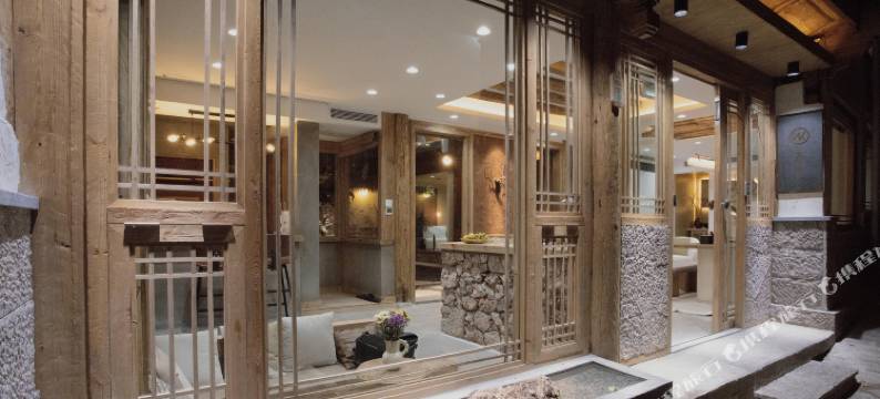 丽江未空设计师民宿图片