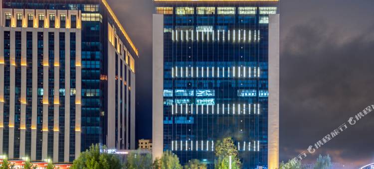 美伊天酒店(伊宁万容广场店)图片