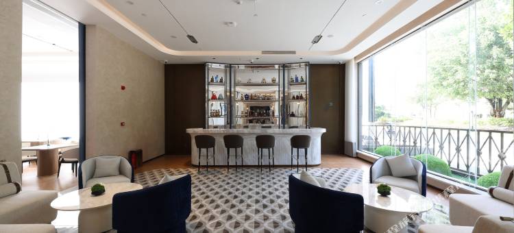 瑞丽兰欧国际酒店图片