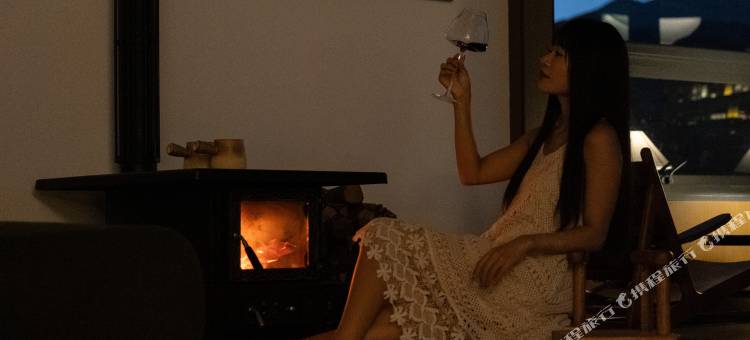 安束·Ans丨日照金山·与你共赴山海之约·雪山观景度假庭院图片