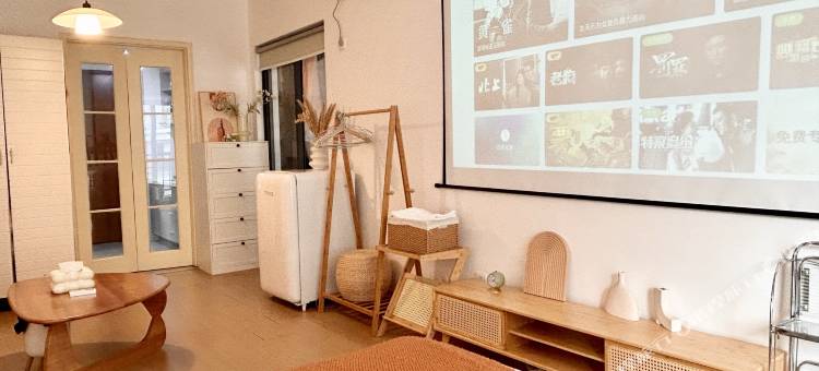 Slow乌托邦民宿(深圳福田站会展中心店)图片