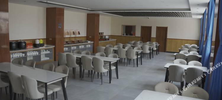 怀希酒店(茶卡店)图片