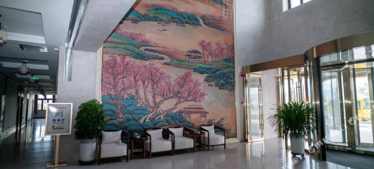 巴里坤红山酒店图片