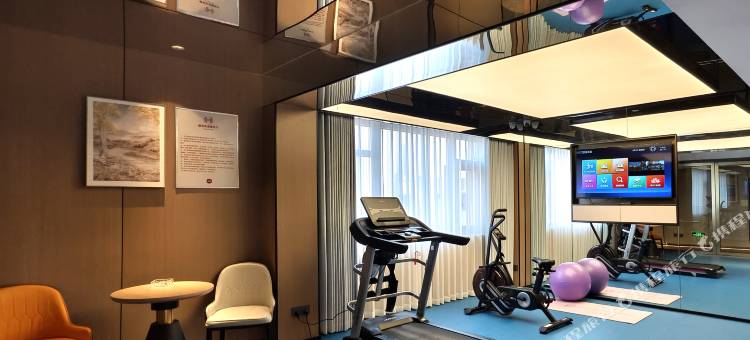 亚悦酒店(十堰人民南路太和医院店)图片