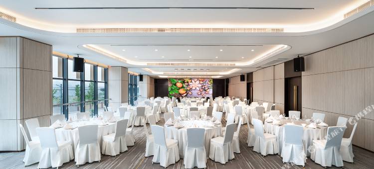 重庆两江鱼复智选假日酒店图片