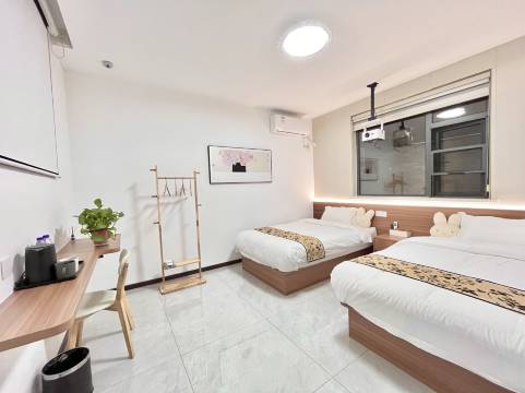 慢隅民宿(万岁山武侠城清明上河园店)