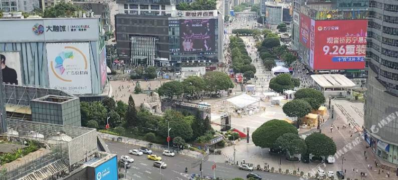 一吾彩虹青年旅舍(观音桥步行街店)图片