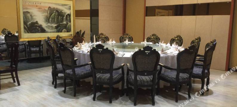 众达国际大酒店(东台八佰伴店)图片