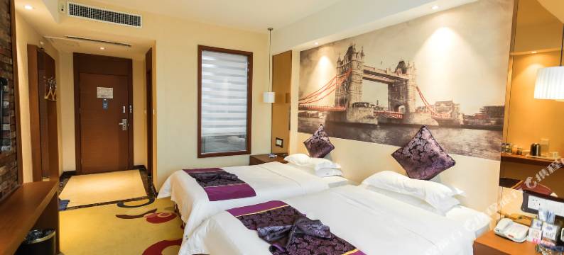 信阳金港精品酒店(明港镇政府店)图片