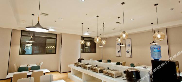 格林豪泰酒店(临泉魔幻之都店)图片