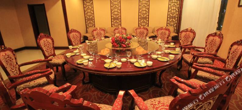 灵石华夏宏源大酒店图片