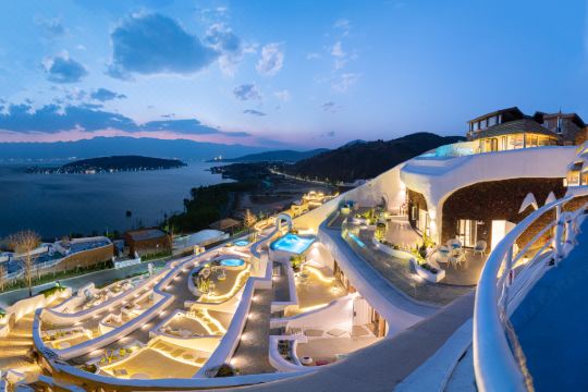 大理圣托里尼云上天籁酒店