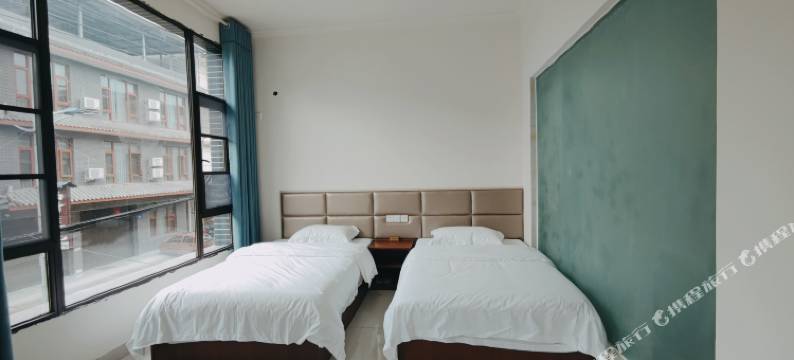 青城山雁南归客栈图片