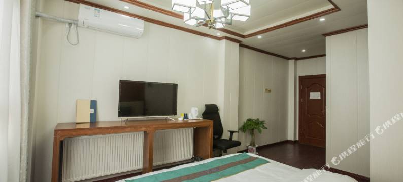 仪陇蓝鑫商务酒店图片