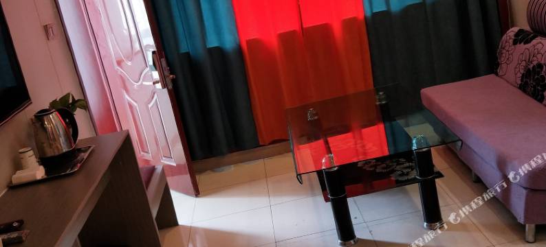 大柴旦大地宾馆(翡翠步行街店)图片