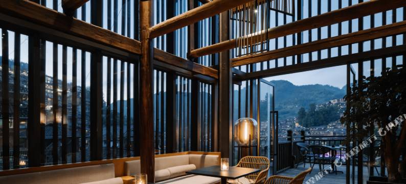 行者上居全景美宿(西江千户苗寨观景台店)图片