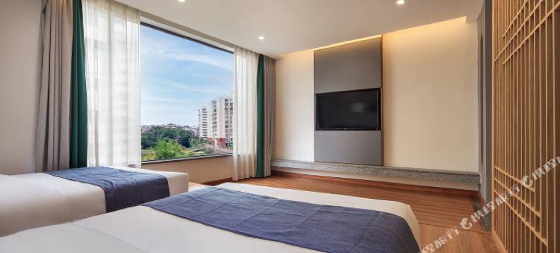 隐悦酣舍民宿(广西师大育才校区店)图片