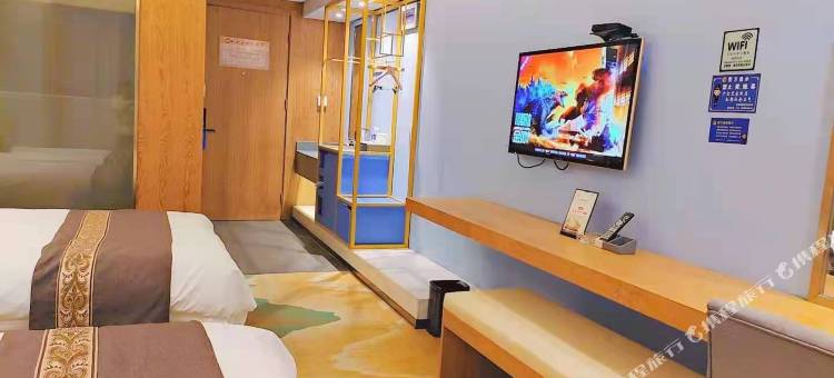 睿柏·云酒店(慈溪杭州湾水世界店)图片