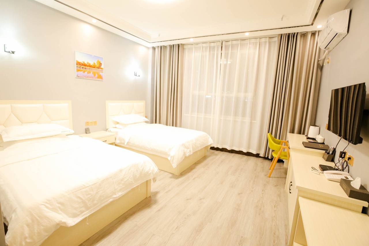 尉犁万家大酒店