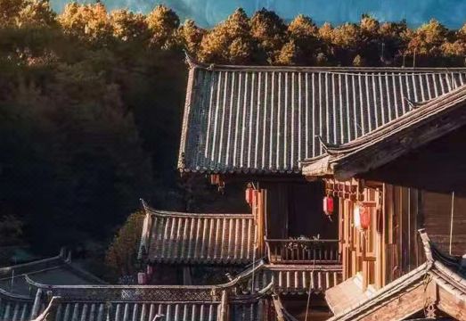 丽江玉龙婕珞芙·尚隐山居外景图