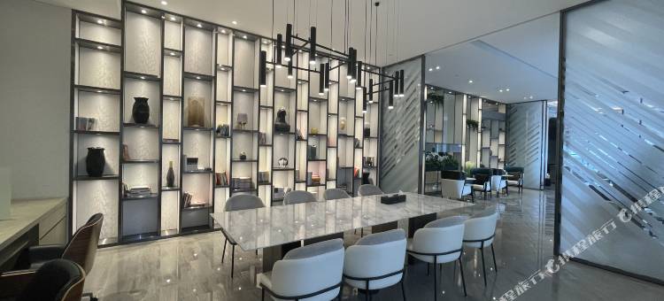 榆扉·云栖|VANTAGE城景府邸(海岸城来福士广场店)图片
