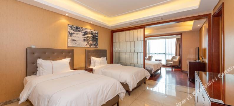 南京绿城水晶蓝湾公寓(江宁金鹰百家湖地铁站店)图片
