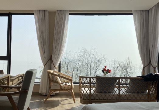 MAN HU TIME Guesthouse(Suzhou Taihu Xishan Island Store) Hotel Overview