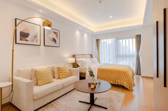 隐栖居酒店(成都世纪城新会展中心店)