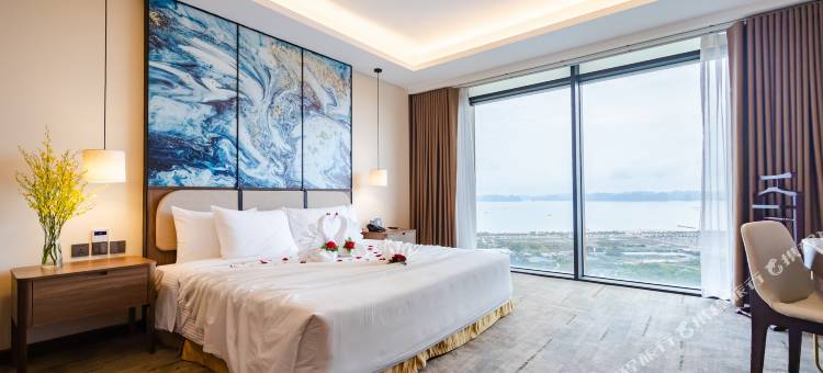 孟清下龙中英豪华酒店(Muong Thanh Luxury Ha Long Centre Hotel)图片