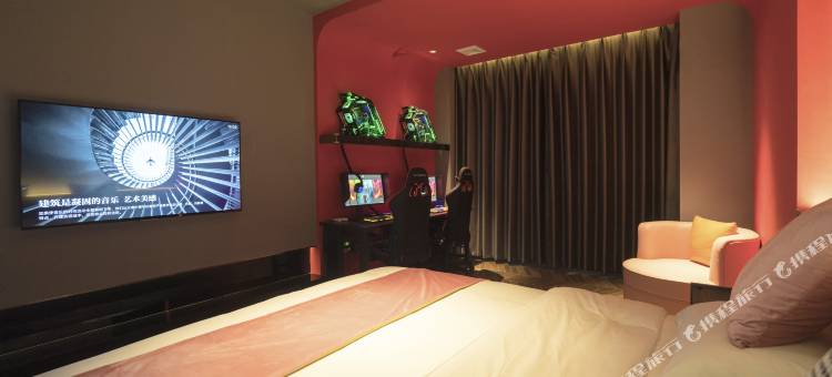 粤塔TOP PLAY电竞酒店(南宁朝阳广场师范大学店)图片