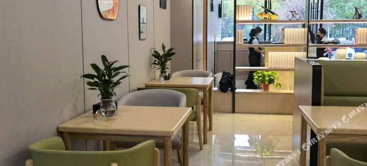 菁英酒店(昆山南站吉田国际广场店)图片