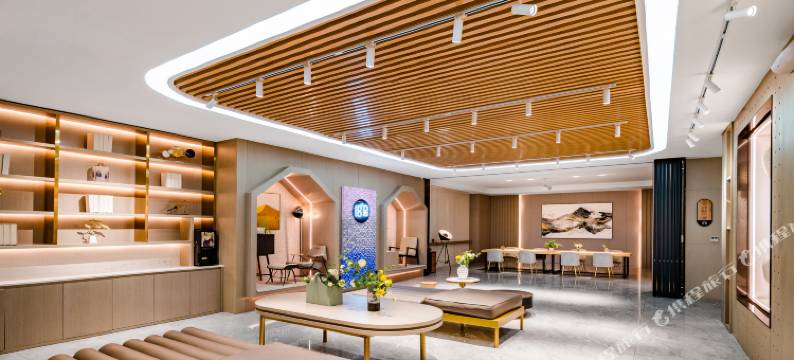 18度居未来酒店(中原万达广场二砂地铁站店)图片