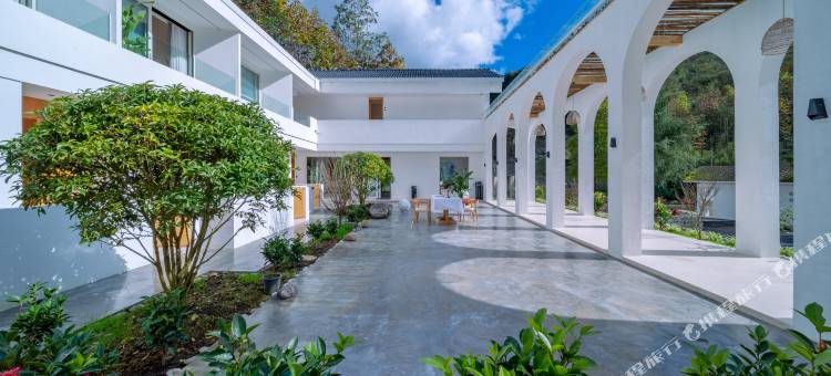 见山·雪山下Snow Mountain私汤温泉民宿图片