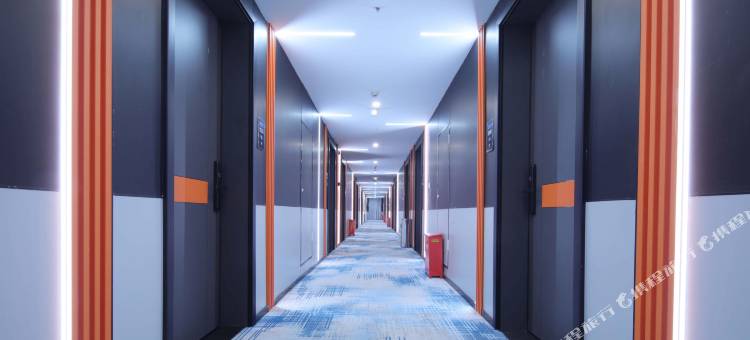 网鱼电竞酒店(武汉徐东地铁站店)图片