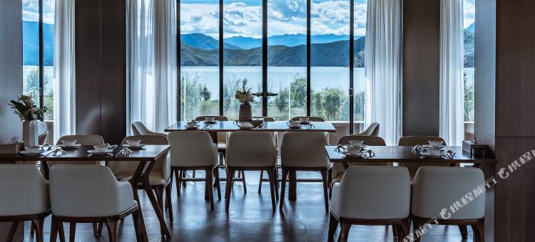 泸沽湖蓝畔酒店图片