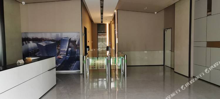 新郑港悦酒店(郑州航空港区双鹤湖中央公园店)图片
