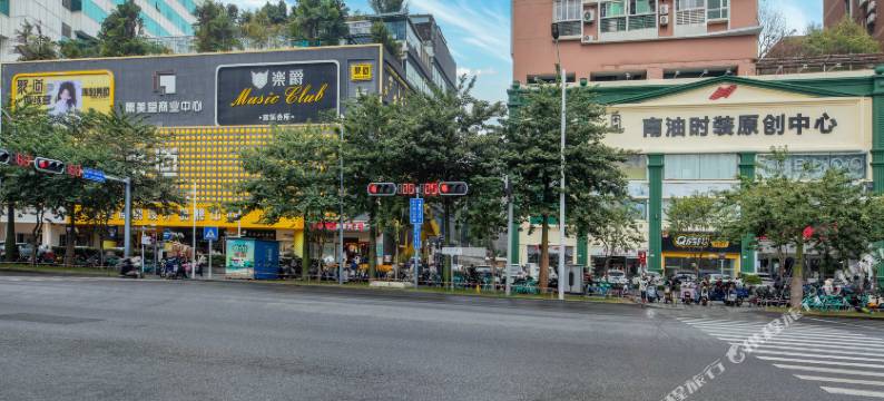 秋果酒店X(深圳南山服装批发城南油地铁站店)图片