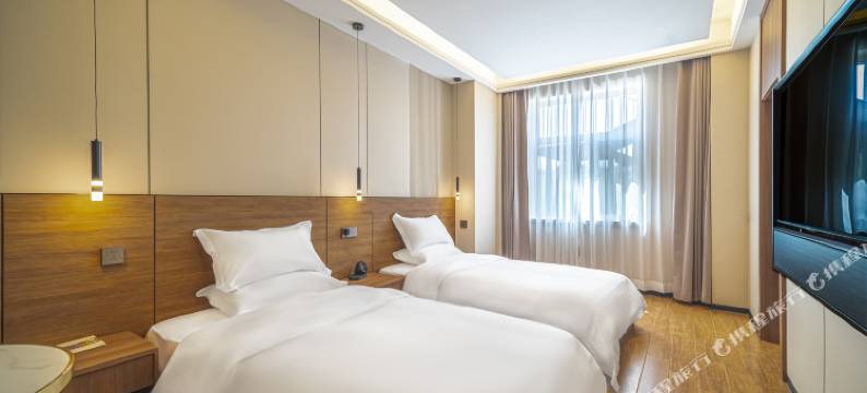 根河山水酒店图片