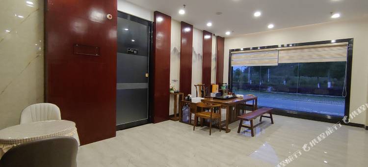 雅美途酒店(靖西喜悦香山店)图片