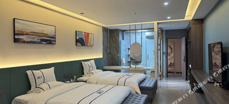 雅树轻奢酒店(西宁火车站新千国际广场店)图片