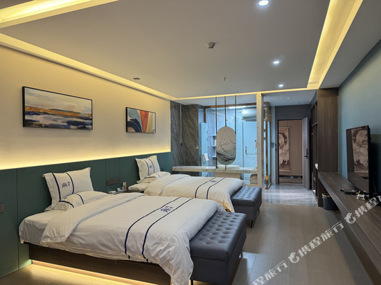 雅树轻奢酒店(西宁火车站新千国际广场店)