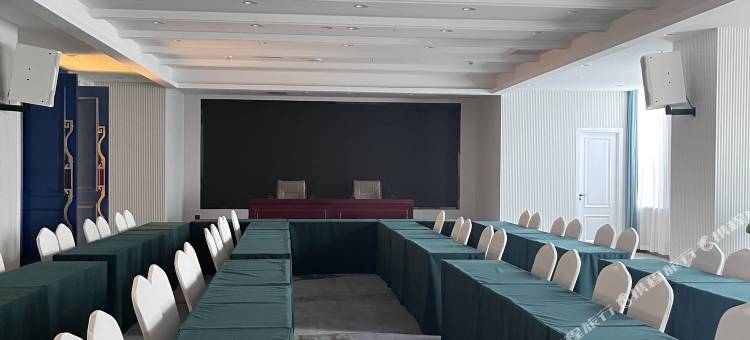 双满华瑞国际酒店(康巴什店)图片