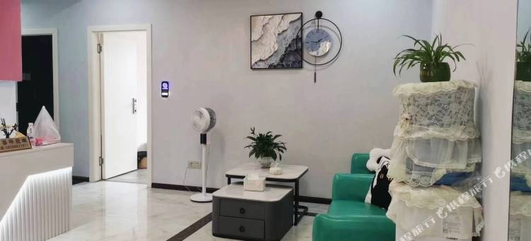 绥阳初见主题酒店图片