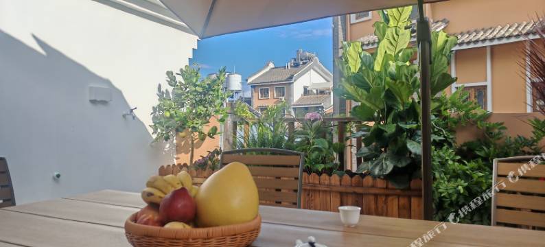 嘉遇客栈(抚仙湖广龙小镇星光夜市店)图片